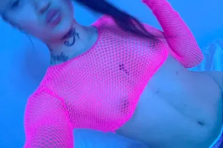 sexy petite spinner that loves... - Image 4