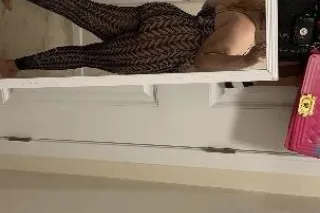 OUTCALL SPECIALS DONT MISS OUT... - Image 2