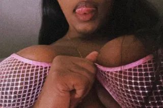 Soft Curves🍑Pretty Face🤩Irresi... - Image 3